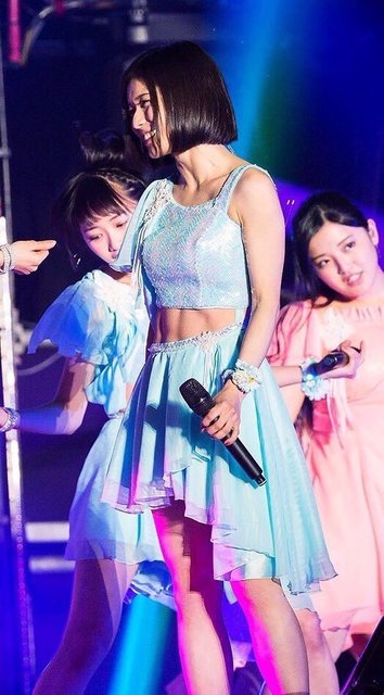 松岡 茉優 fukkinn.jpg